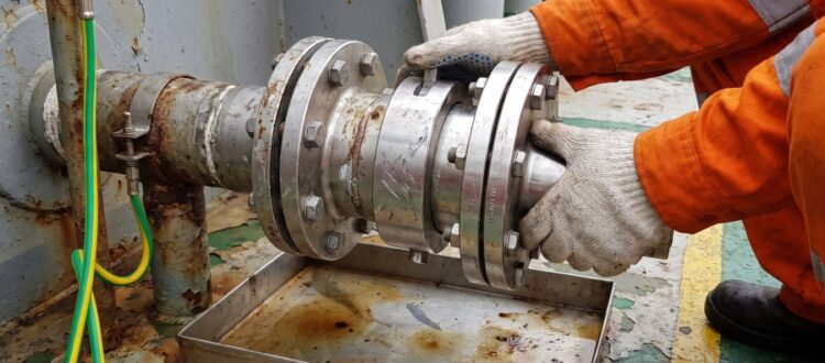 Methanol Bunkering: What Transfer Equipment Must Handle
